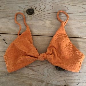 Skatie Salty Blonde Sarah Top Aruba